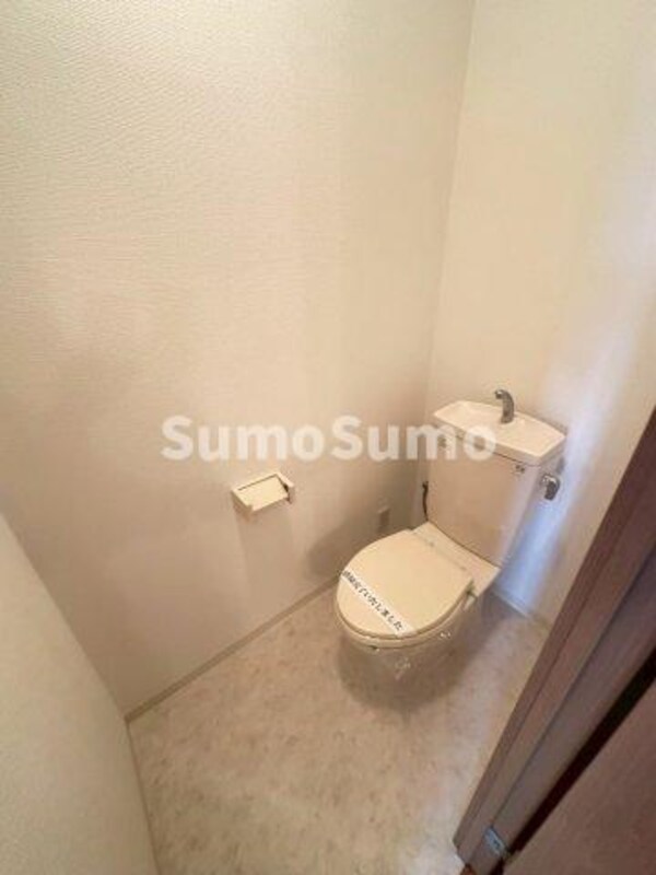 トイレ(シンプルで使いやすいトイレです)