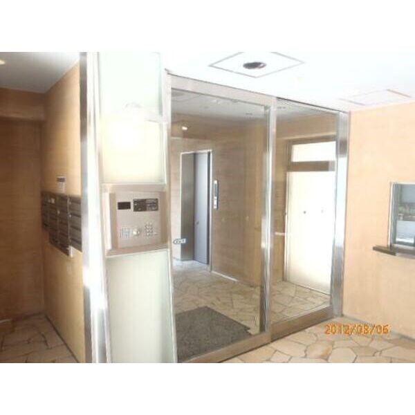 ロビー・ラウンジ