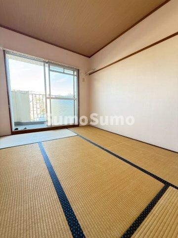 物件内観写真6　(和室、ちょっとしたくつろぎスペースにいかがでしょうか)