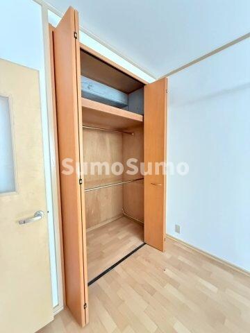 物件内観写真13　(小物を収納するのに便利です)