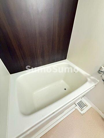 物件内観写真16　(コンパクトで使いやすいお風呂です)