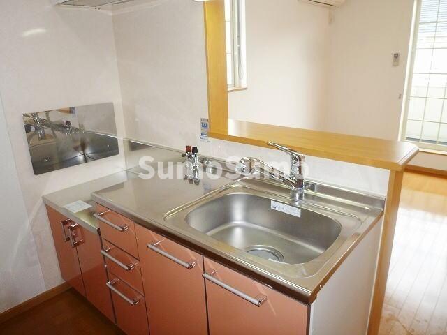 物件内観写真5　(キッチンでお料理をお楽しみください)