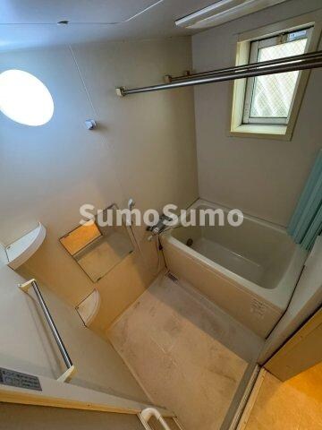 物件内観写真9　(日々の暮らしに欠かせないお風呂です)