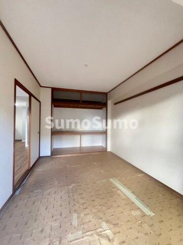 物件内観写真6　(おしゃれなリビングです)