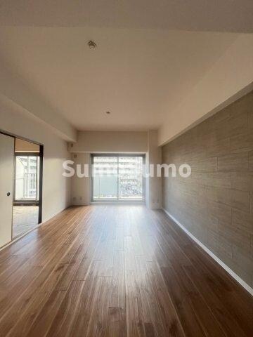 物件内観写真13　(使いやすい居間です)