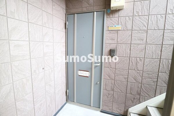 玄関(きれいな玄関です)