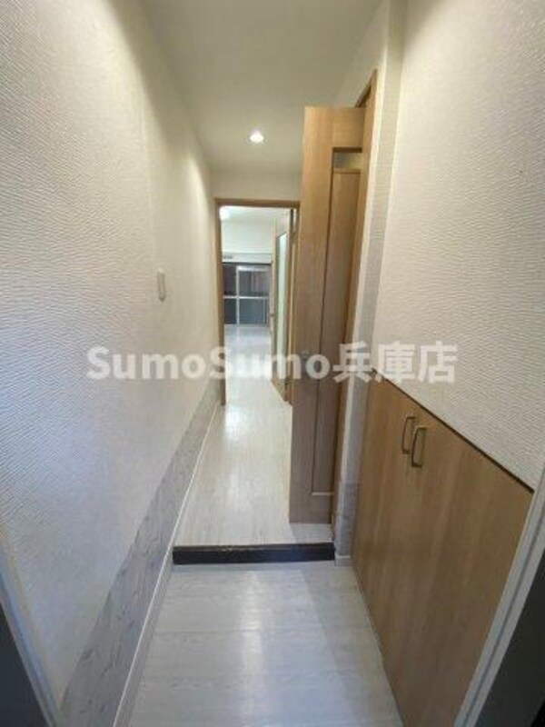 玄関(シンプルで使いやすい玄関です)