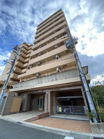 物件外観写真1　(物件の外観です)