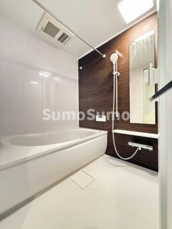 浴室(きれいなお風呂です)