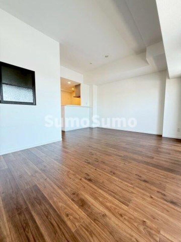 居室(おしゃれなリビングです)