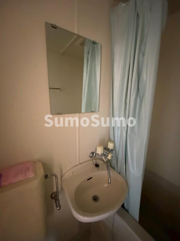 物件内観写真9　(独立洗面台です)