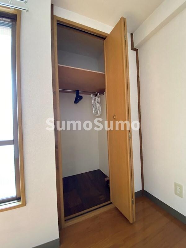 物件内観写真10　(独立洗面化粧台付き)