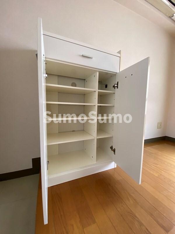 物件内観写真13　(専用の収納スペースです)