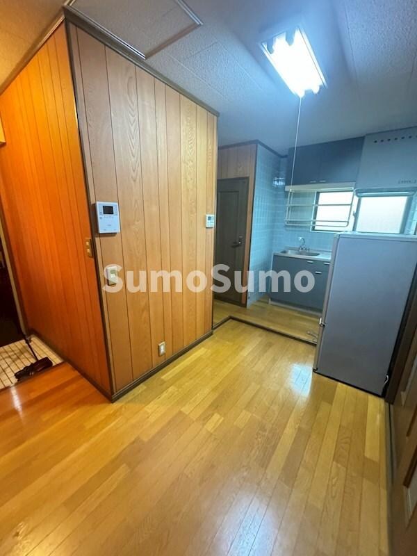 居室(おしゃれな居間です)