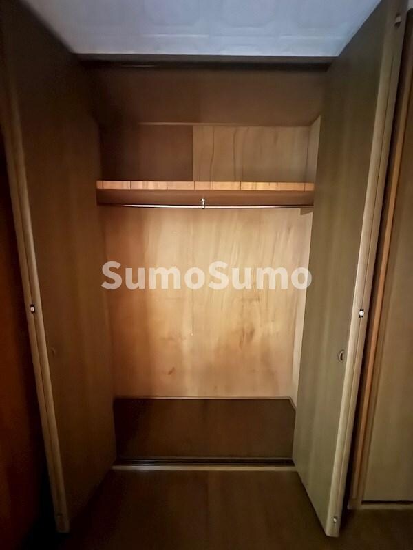 物件内観写真8　(十分な収納スペースがあります)