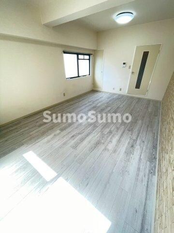 物件内観写真18　(使いやすいリビングです)