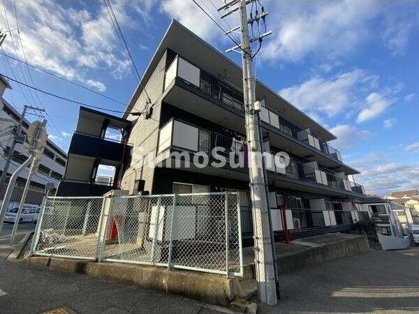 物件外観写真2　(建物外観を気になさる方へ、見た目の良い物件です)