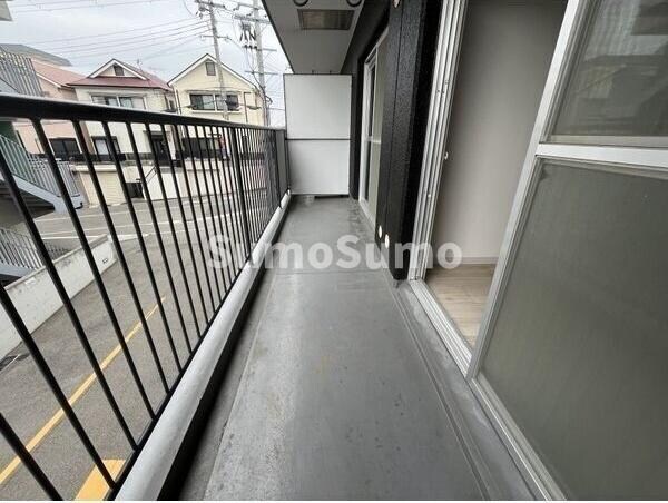 物件内観写真12　(バルコニーがあります)