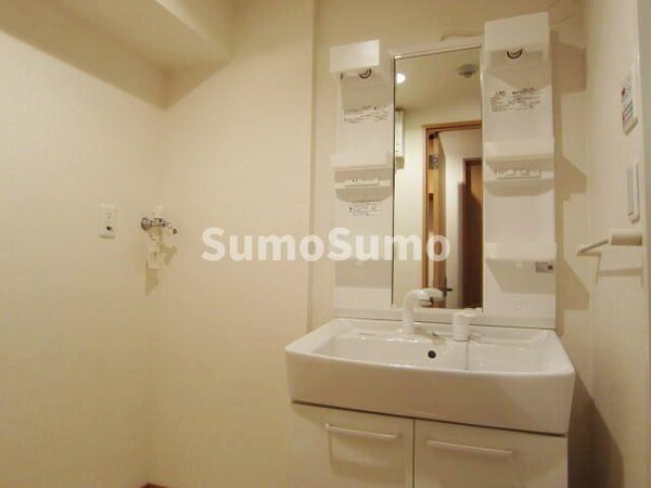 洗面・脱衣所(コンパクトで使いやすい洗面所)