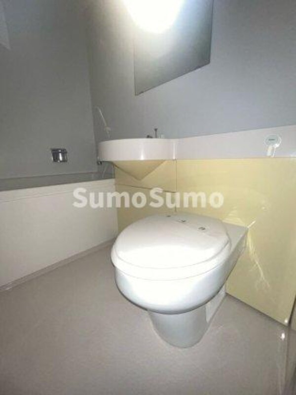 トイレ(ゆったりとした空間のトイレです)