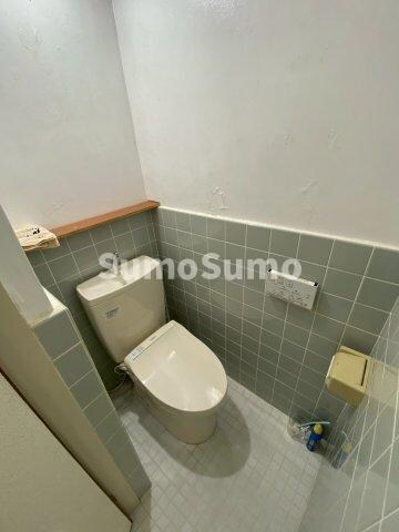 物件内観写真8　(シンプルで使いやすいトイレです)