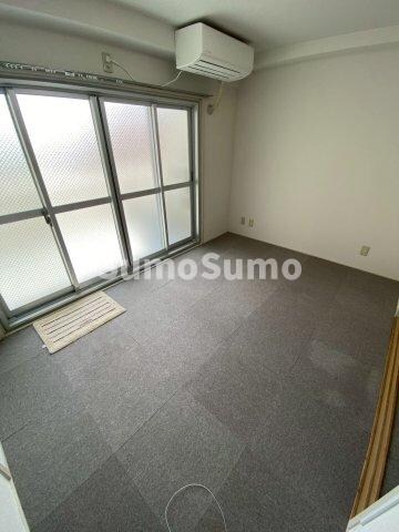 物件内観写真20　(居間です)