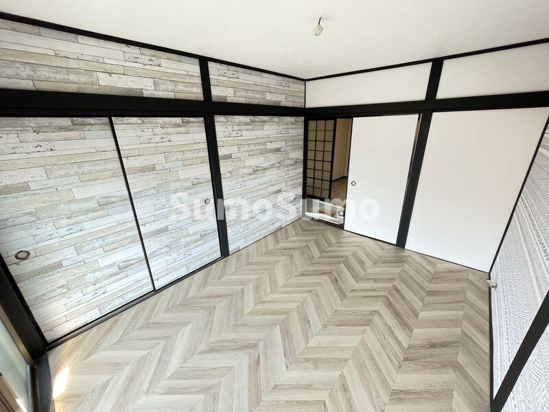 物件内観写真5　(使い勝手のいい寝室です)