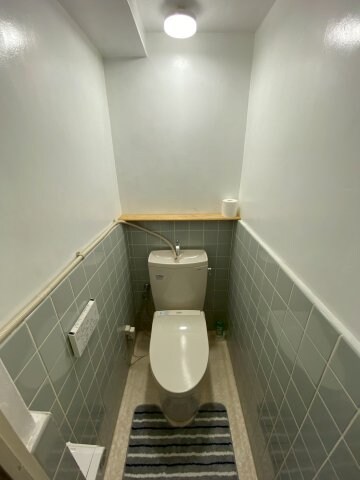 物件内観写真10　(コンパクトで使いやすいトイレです)