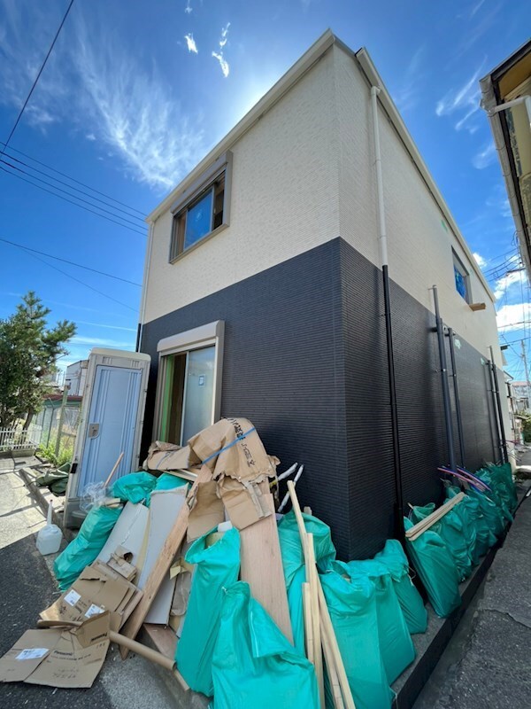 物件外観写真1　(建物外観を気になさる方へ、見た目の良い物件です)