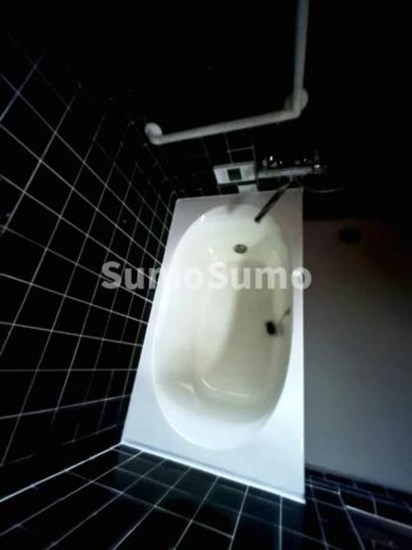 浴室(落ち着いた空間のお風呂です)