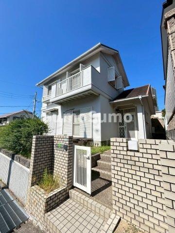 物件外観写真1　(建物外観を気になさる方へ、見た目の良い物件です)