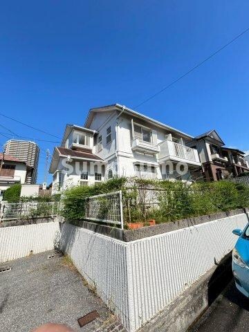 物件外観写真2　(外はこのようになっています)