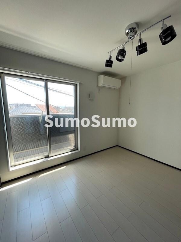 物件内観写真10　(洋室です)