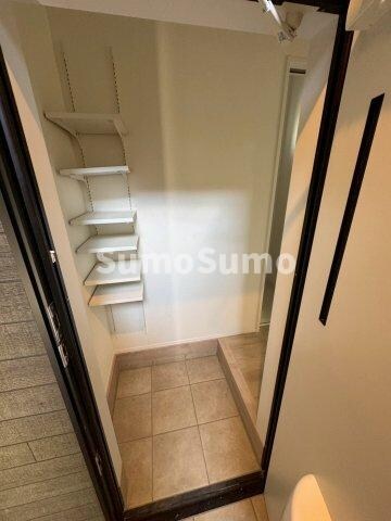 物件内観写真3　(玄関です)