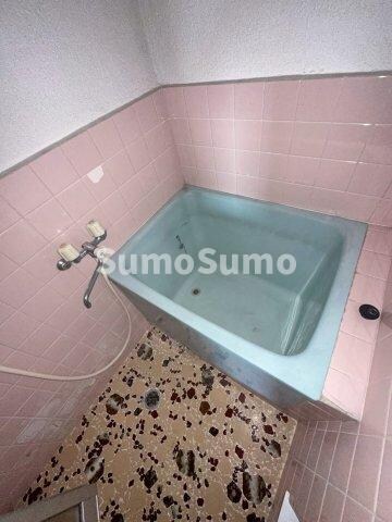 物件内観写真15　(日々の疲れを癒すお風呂付です)