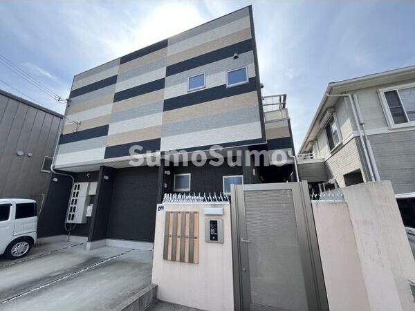 物件外観写真1　(外はこのようになっています)