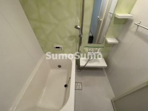 物件内観写真8　(お風呂です)