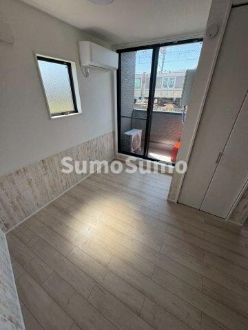 物件内観写真6　(使いやすい居間です)