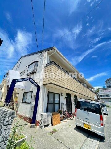 物件外観写真1　(外観もきれいです)