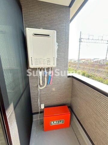 物件内観写真18　(暖かな日差しのふりそそぐバルコニー)