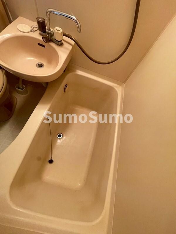 物件内観写真17　(落ち着いた空間のお風呂です)