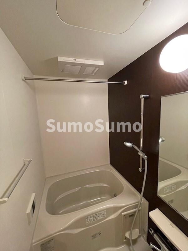 物件内観写真16　(コンパクトで使いやすいお風呂です)