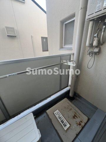 物件内観写真14　(開放的で明るい空間を演出してくれるバルコニーです)