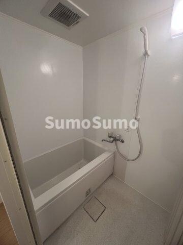 物件内観写真27　(コンパクトで使いやすいお風呂です)