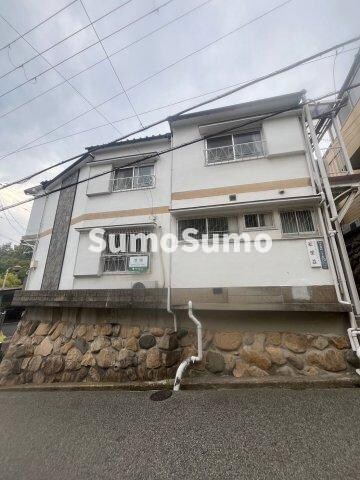 物件外観写真1　(物件の外観です)