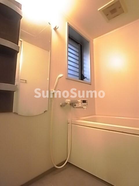 物件内観写真8　(ゆったり過ごせるお風呂です)