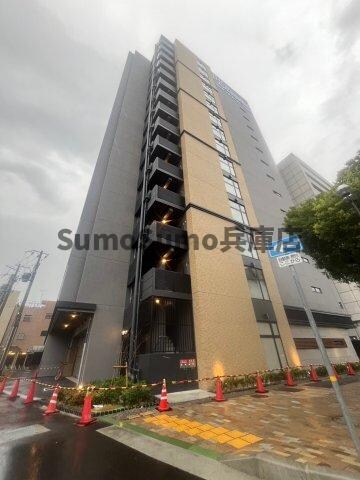 物件外観写真1　(落ち着いた雰囲気の外観です)