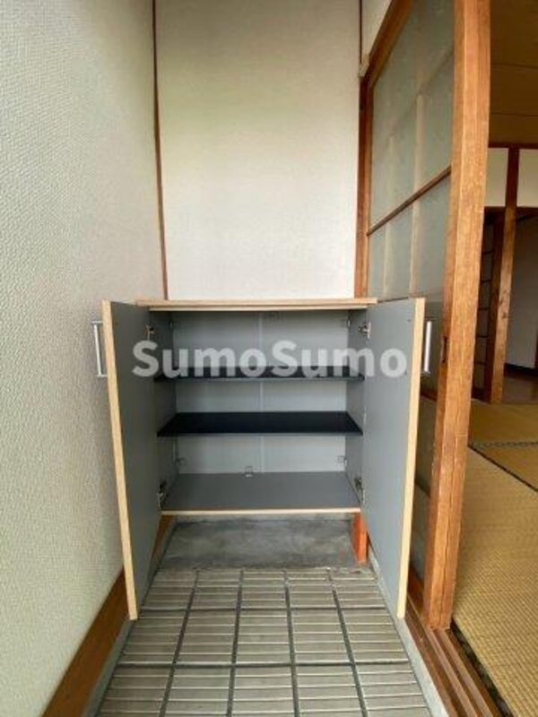 収納(便利な収納スペースです)