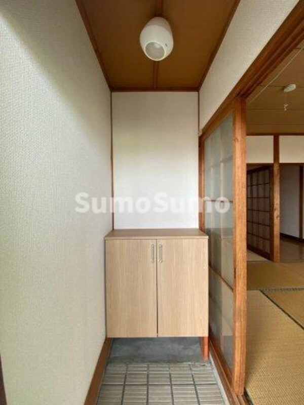 玄関(シンプルで使いやすい玄関です)