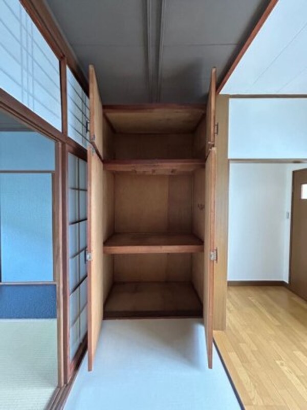 収納